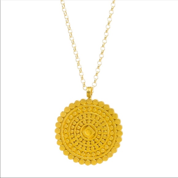 Mandala necklace goldtone NWOT - Picture 2 of 3